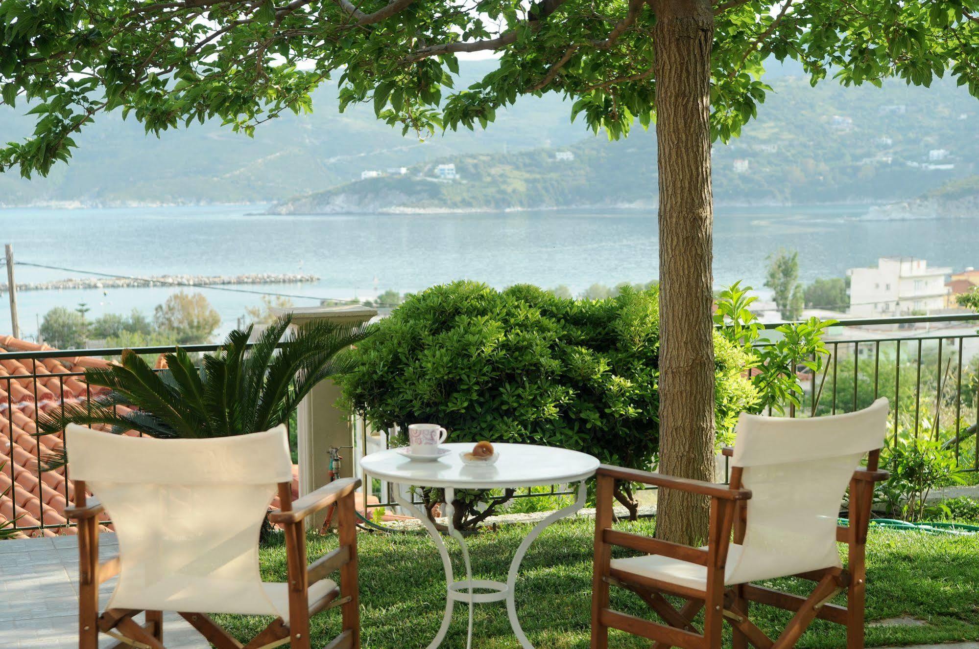 Triantafilia Guesthouse Agioi Apostoli Extérieur photo