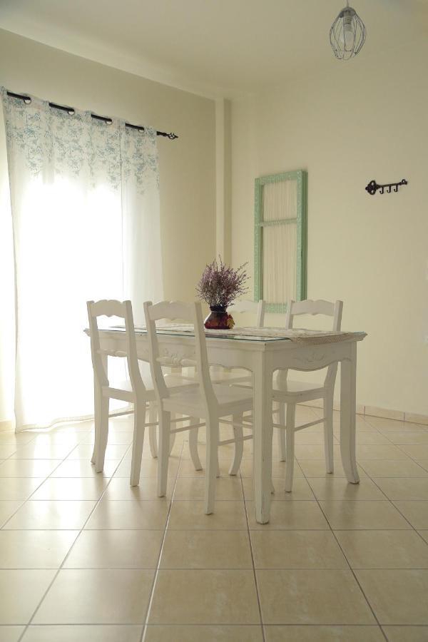 Triantafilia Guesthouse Agioi Apostoli Extérieur photo